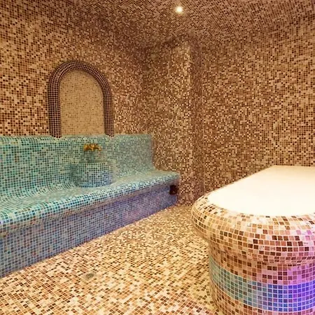 Апартамент Alex