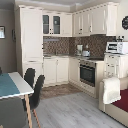 Alex Apartmán