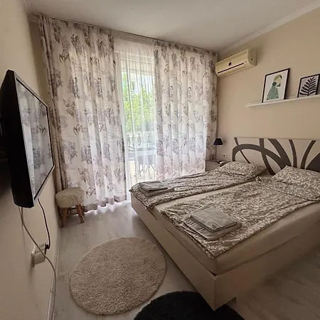 Alex Apartmán